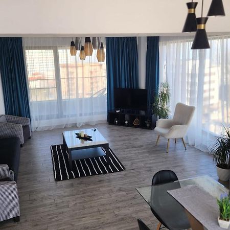Diamond View Apartments Mamaia Extérieur photo