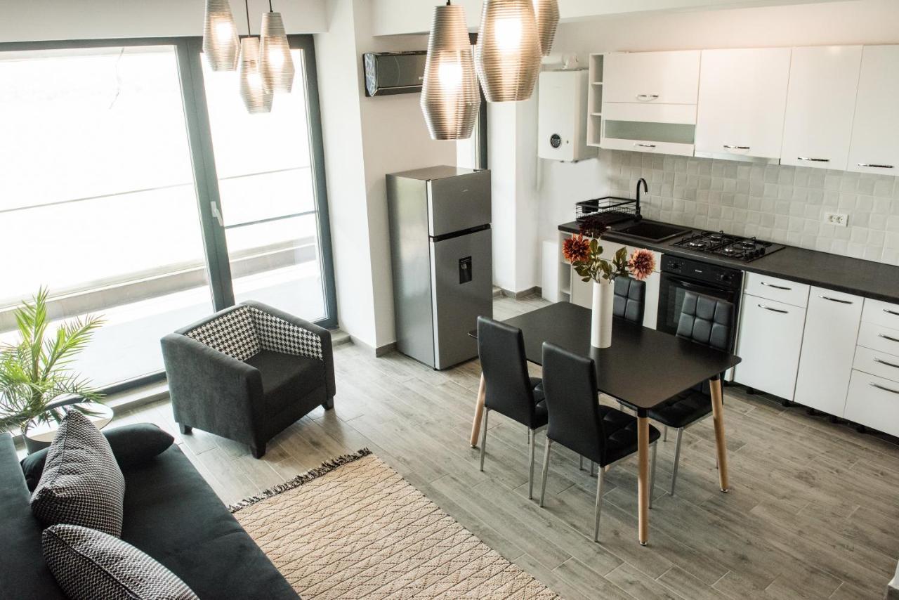 Diamond View Apartments Mamaia Extérieur photo