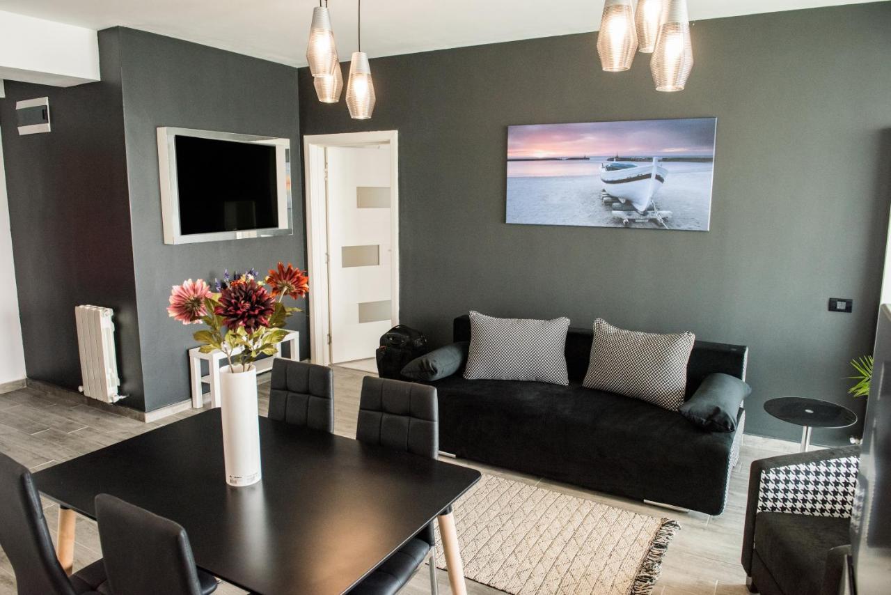 Diamond View Apartments Mamaia Extérieur photo